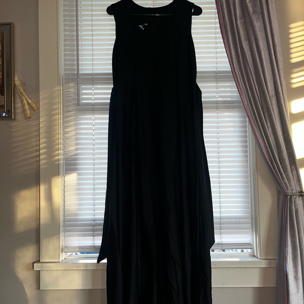 Elegant Black Sleeveless Dress